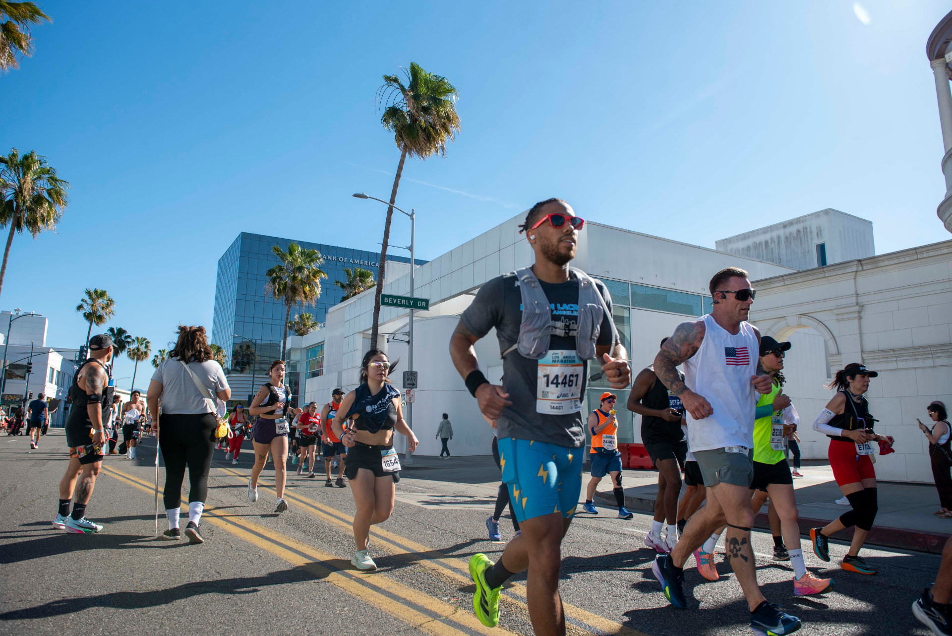 Runners on the LA Marathon course along Beverly Drive